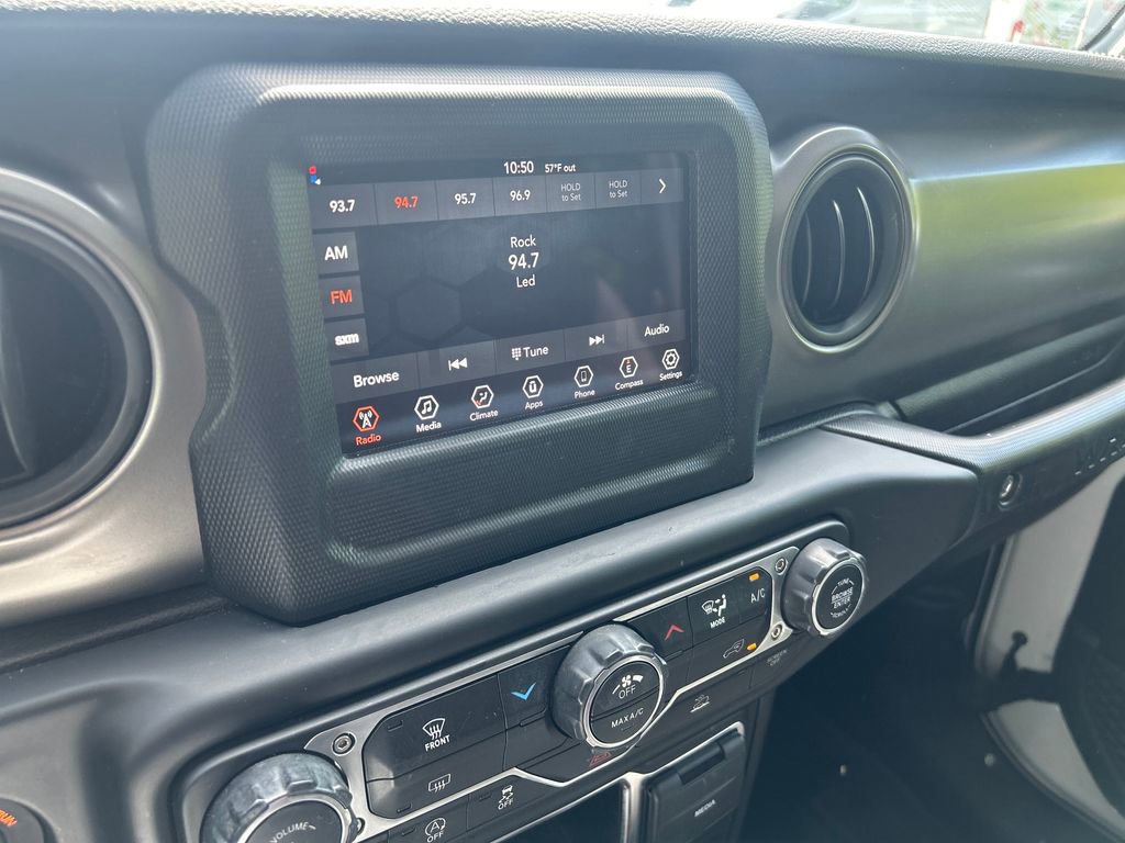 Used 2022 Jeep Wrangler Unlimited Sport AWD/4WD image 15