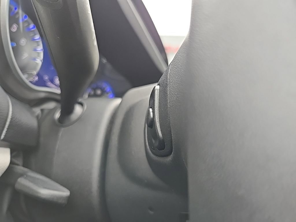 Used 2024 Chrysler Pacifica Touring-L image 44