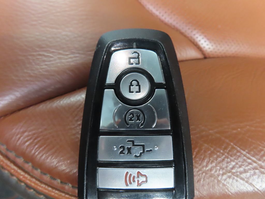 Used 2022 Ford F350 King Ranch w/ King Ranch Ultimate Package AWD/4WD image 58