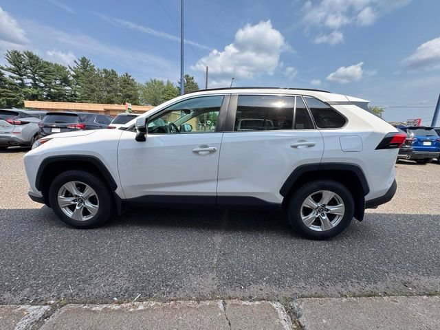 Used 2021 Toyota RAV4 XLE w/ XLE Grade Weather Package AWD/4WD image 4