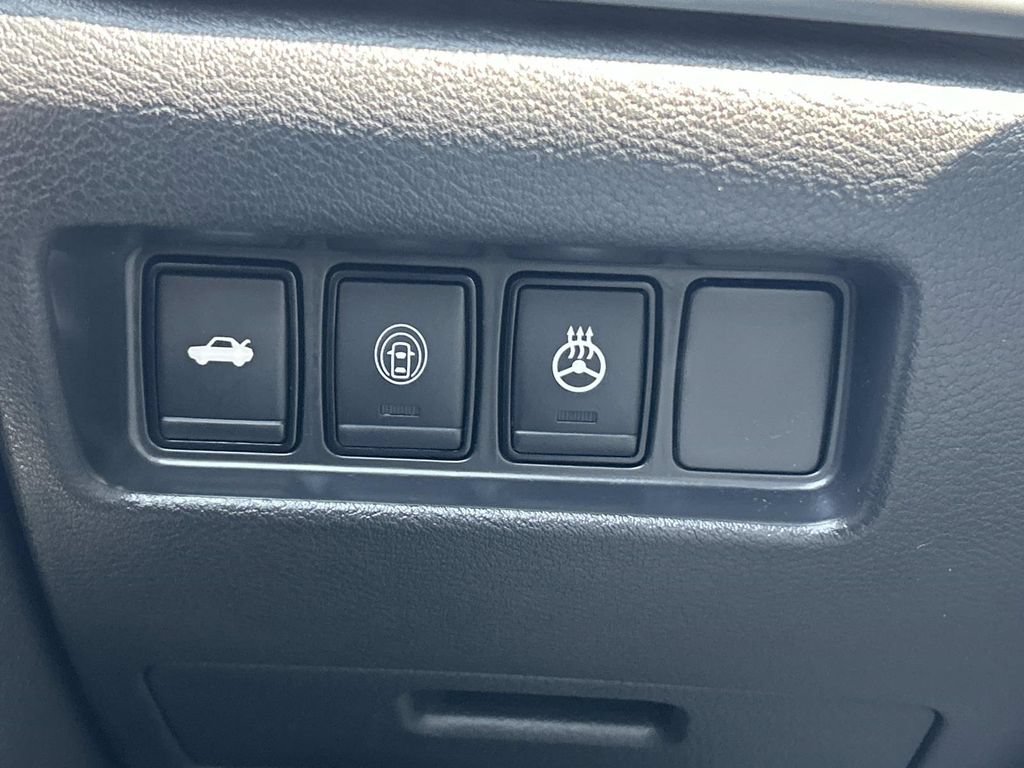 Certified 2022 Nissan Maxima SR w/ Sport Mat Group FWD image 21