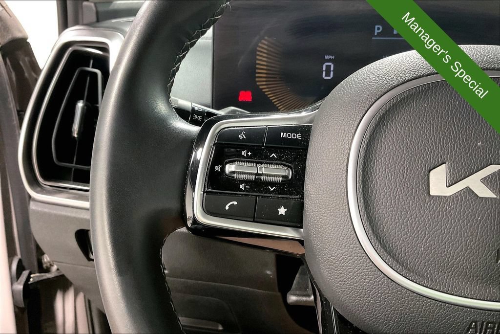 Used 2025 Kia Sorento X-Line EX AWD/4WD image 25