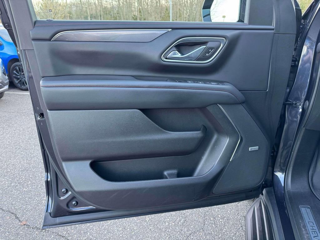 Used 2023 Chevrolet Tahoe RST w/ Luxury Package image 18