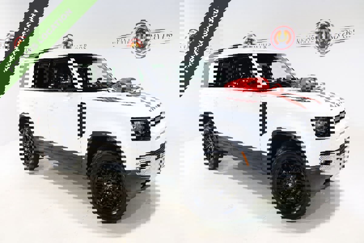 Used 2025 Land Rover Defender 110 S image 1