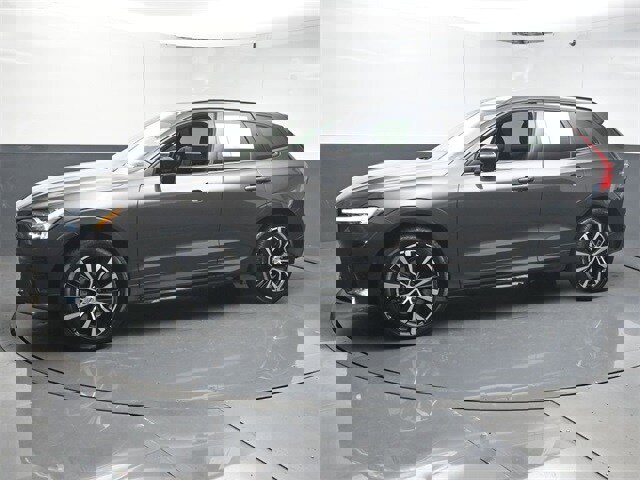 Certified 2023 Volvo XC60 B5 Plus image 4