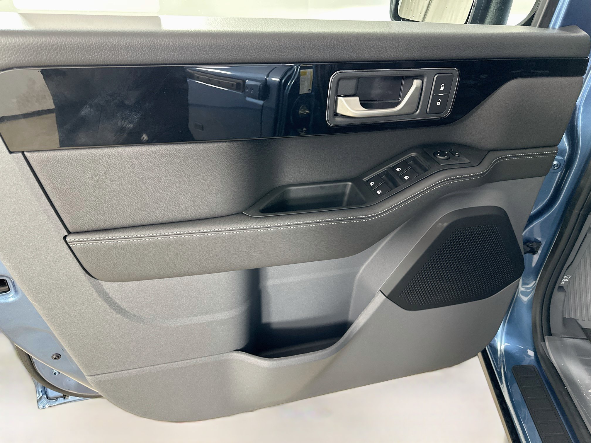 New 2026 INEOS Grenadier Station Wagon AWD/4WD image 16