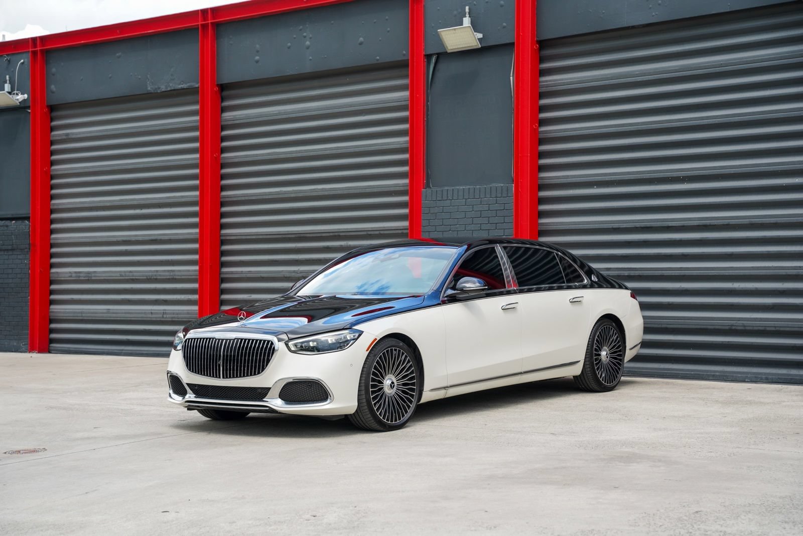 Used 2023 Mercedes-Benz Maybach S 580 4MATIC image 1