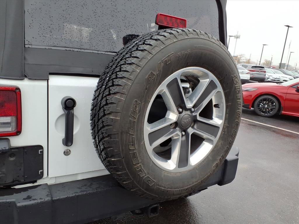 Used 2018 Jeep Wrangler Unlimited Sport image 27