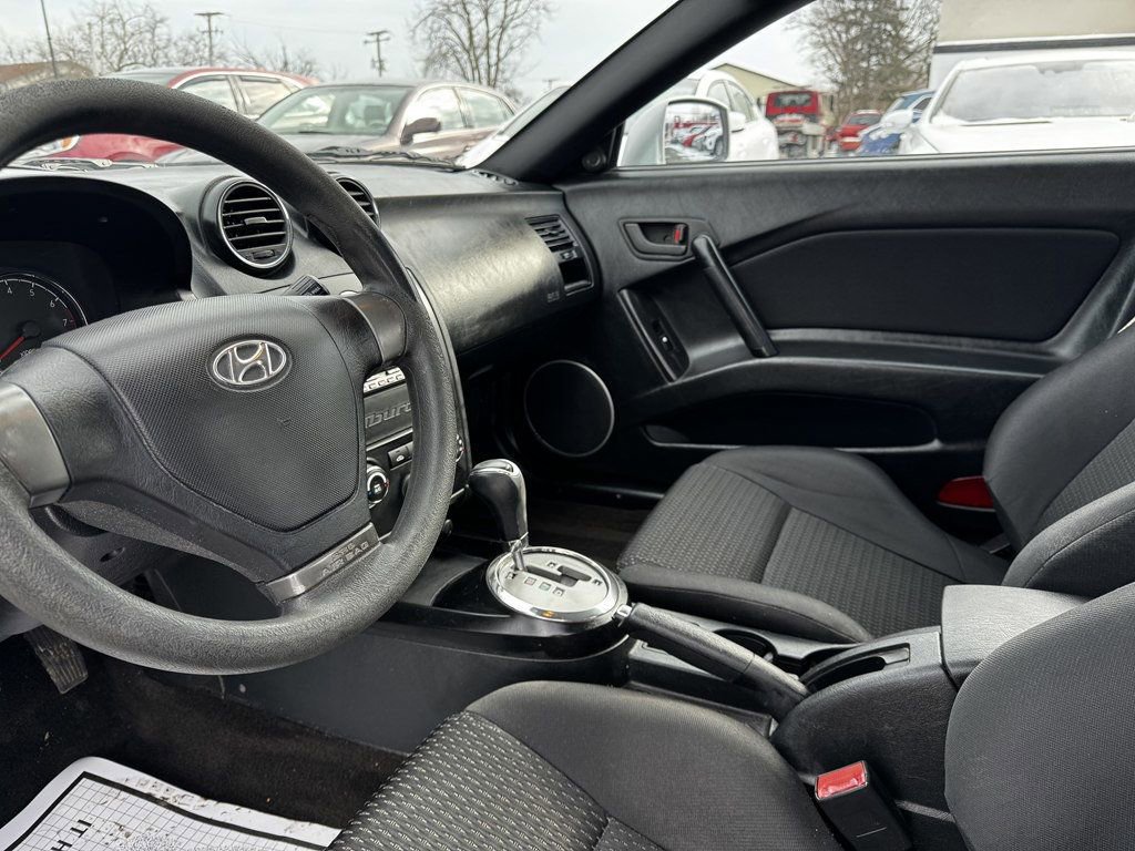Used 2008 Hyundai Tiburon GS image 9