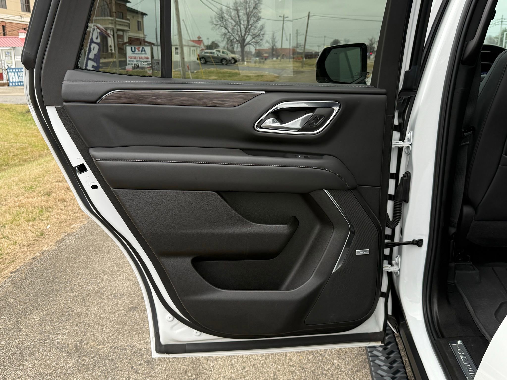 Used 2023 Chevrolet Tahoe Z71 image 44