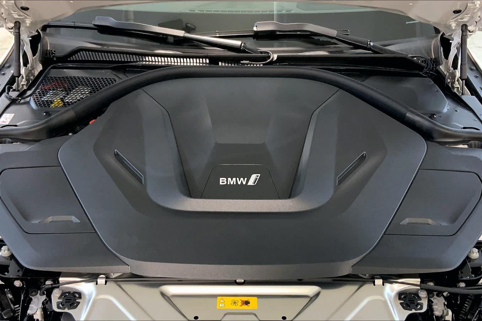 Used 2024 BMW i4 eDrive40 w/ Premium Package RWD image 16