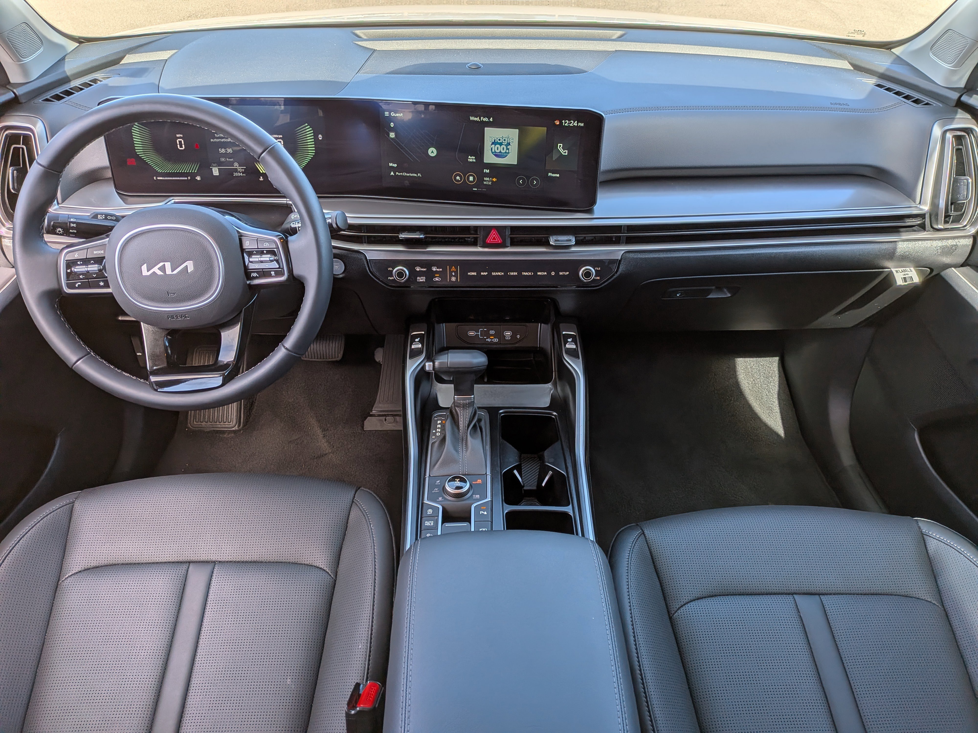 Certified 2025 Kia Sorento S image 20