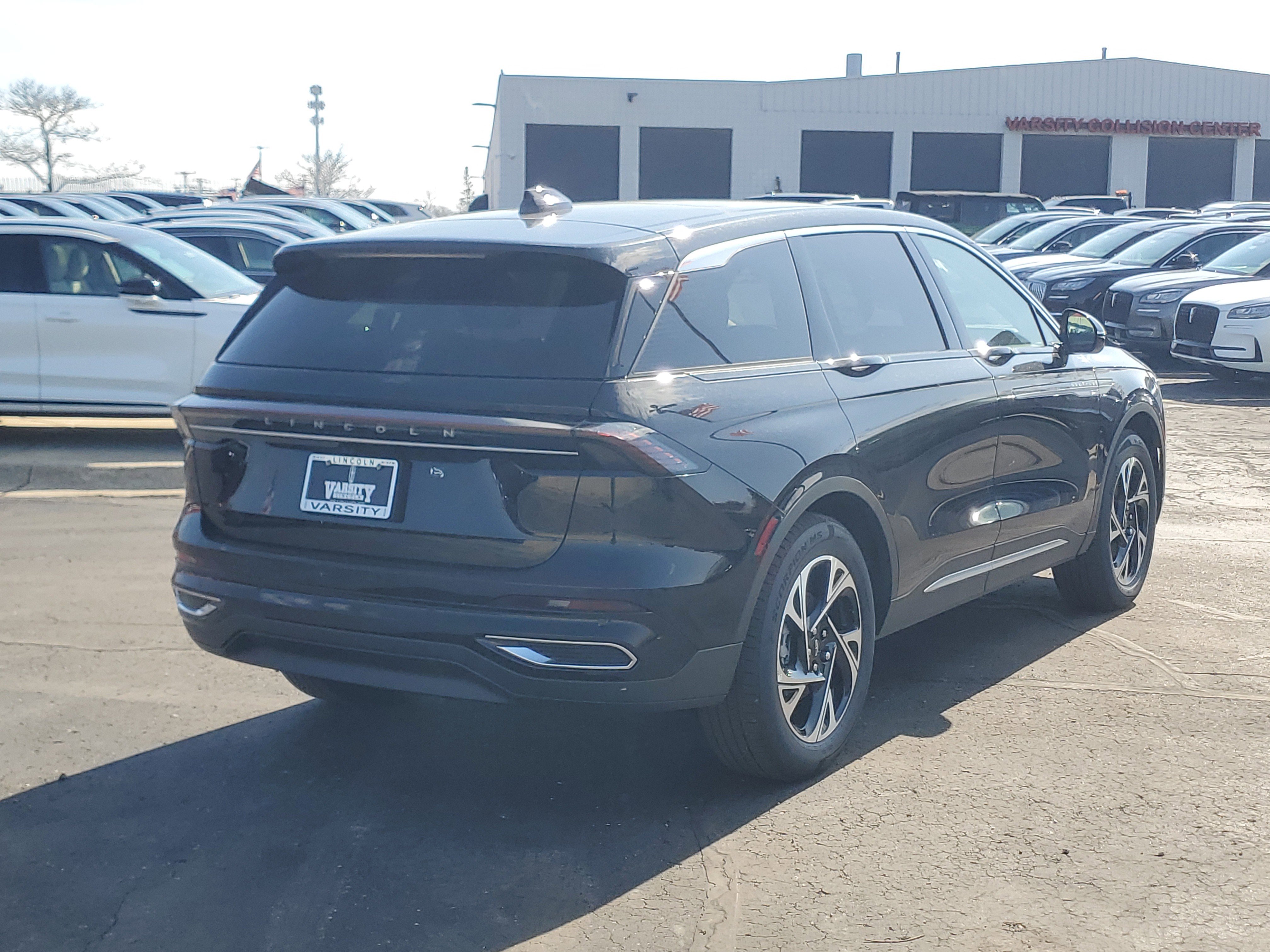 New 2026 Lincoln Nautilus Premier w/ Equipment Group 102A image 4