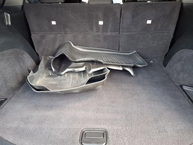 Used 2019 Jeep Grand Cherokee Laredo image 25