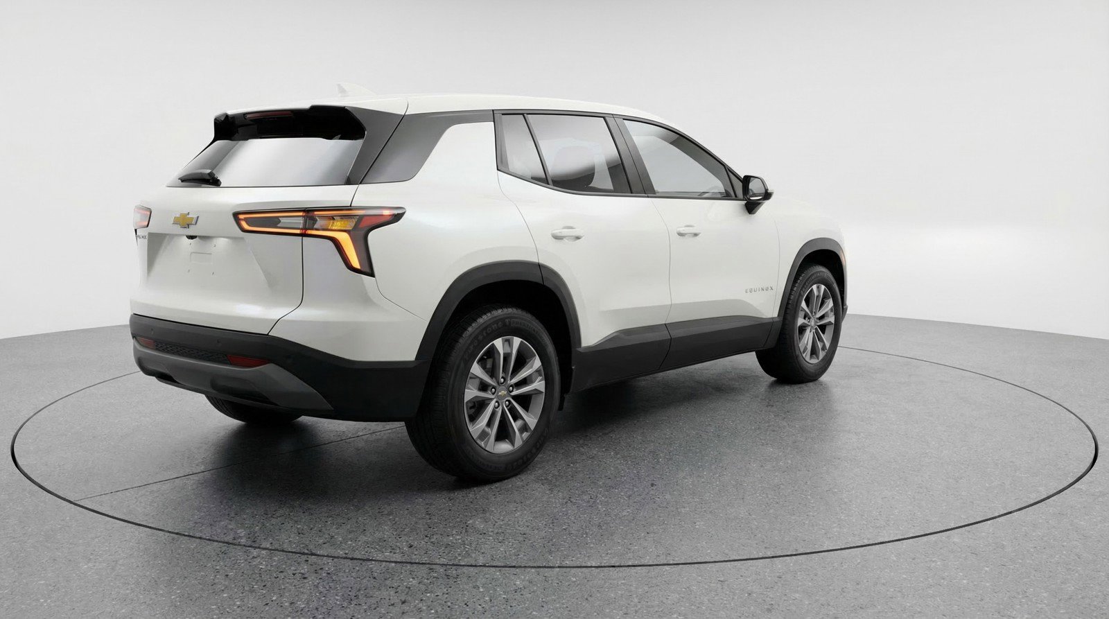 Used 2025 Chevrolet Equinox LT image 9