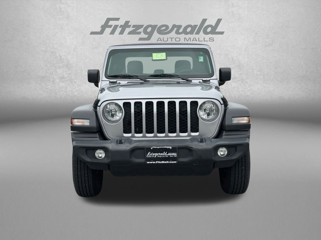Used 2021 Jeep Gladiator Sport w/ Trailer Tow Package image 3