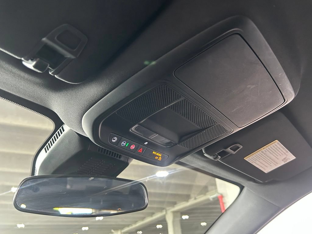 Used 2025 Chevrolet Equinox LT FWD image 24