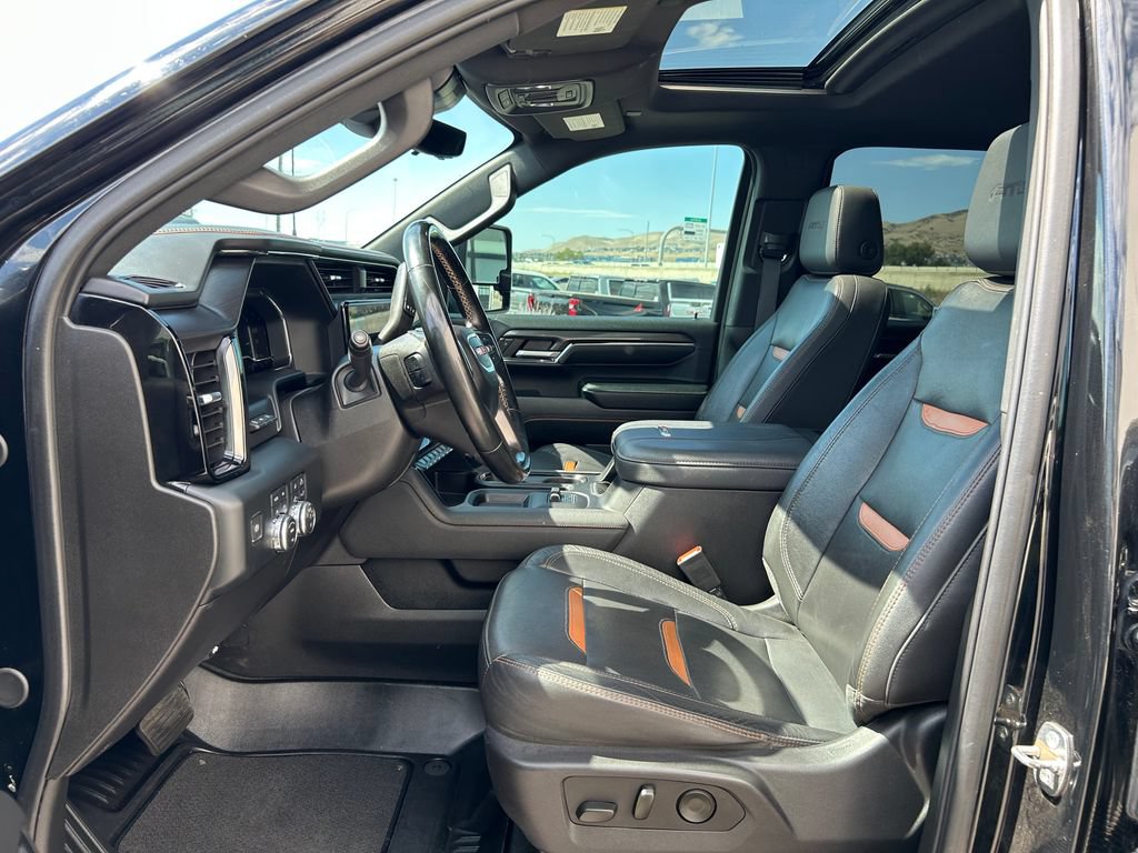Used 2024 GMC Sierra 2500 AT4 w/ AT4 Premium Plus Package AWD/4WD image 8