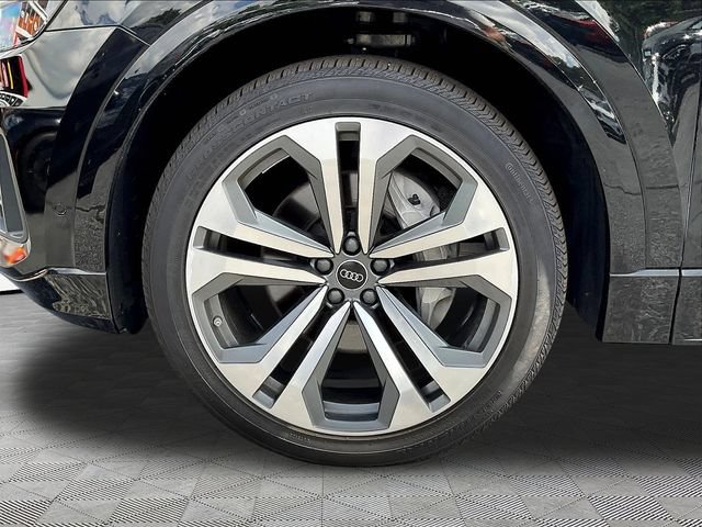 Used 2022 Audi Q8 Prestige w/ Prestige Package AWD/4WD image 35