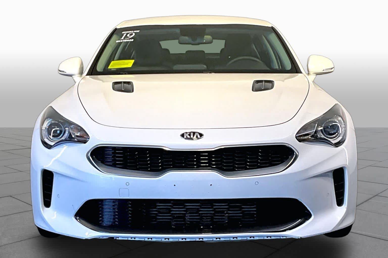 Used 2019 Kia Stinger RWD image 4