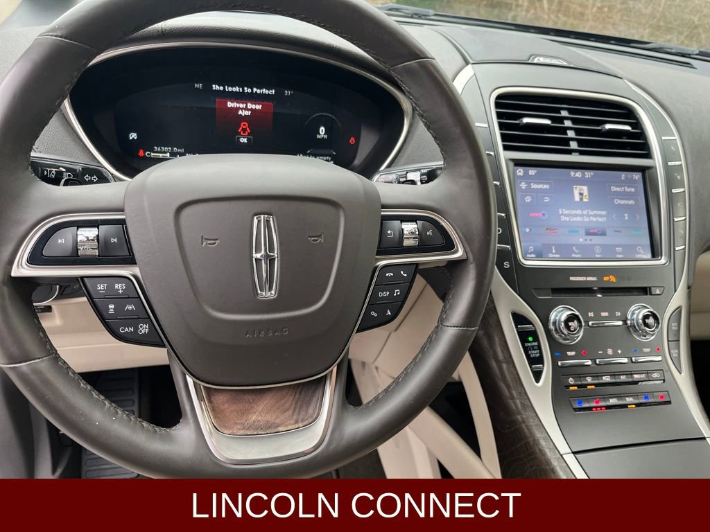 Used 2020 Lincoln Nautilus Reserve w/ Equipment Group 201A image 11