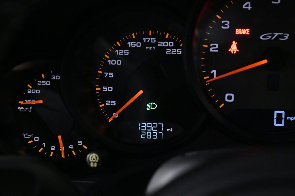 Used 2018 Porsche 911 GT3 image 12