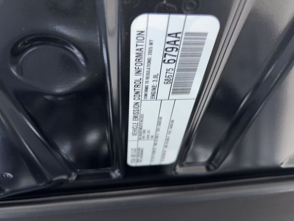 New 2025 Jeep Grand Cherokee L Limited w/ Luxury Tech Group II image 57