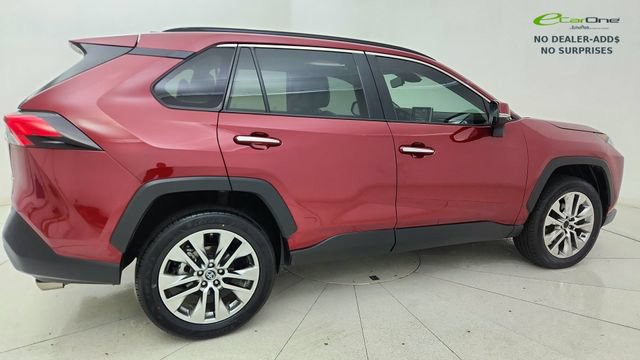 Used 2019 Toyota RAV4 Limited FWD image 6