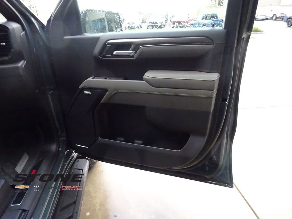 New 2026 Chevrolet Silverado 1500 ZR2 image 30