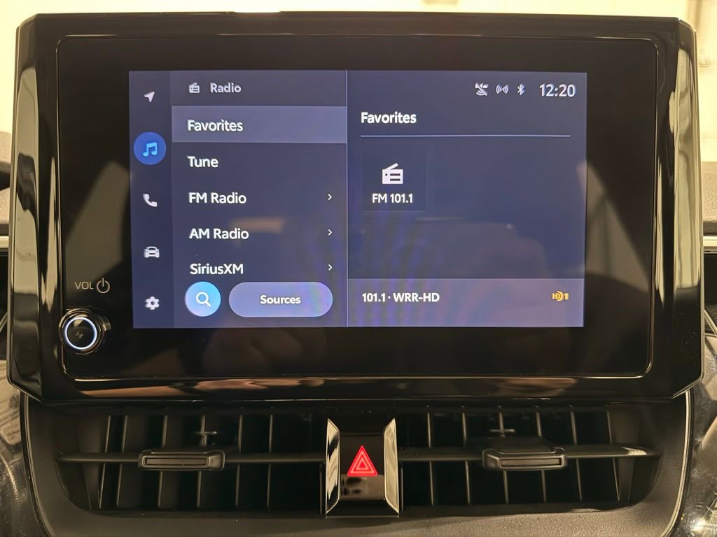 Used 2024 Toyota Corolla LE image 19