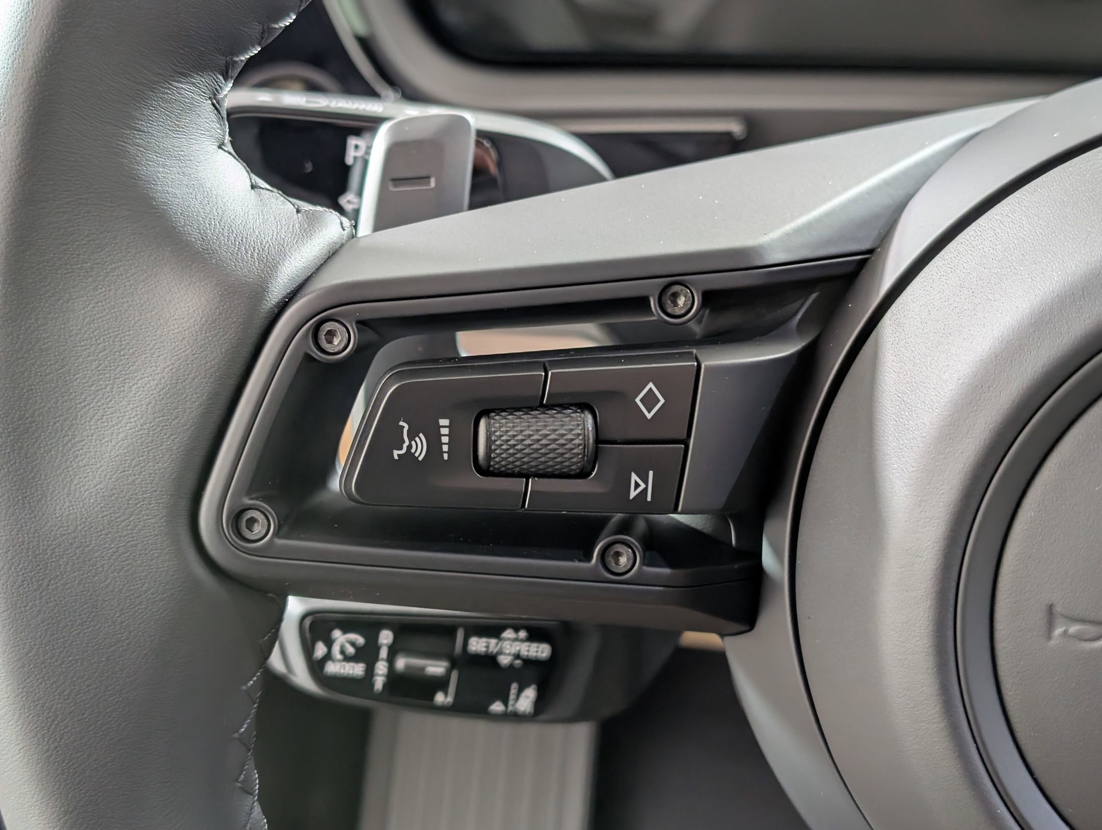 New 2026 Porsche Cayenne E-Hybrid image 21