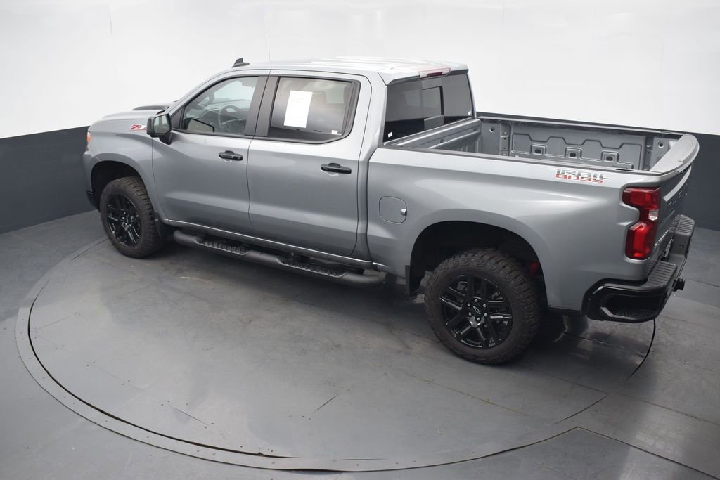 Used 2024 Chevrolet Silverado 1500 LT Trail Boss w/ Convenience Package II AWD/4WD image 38