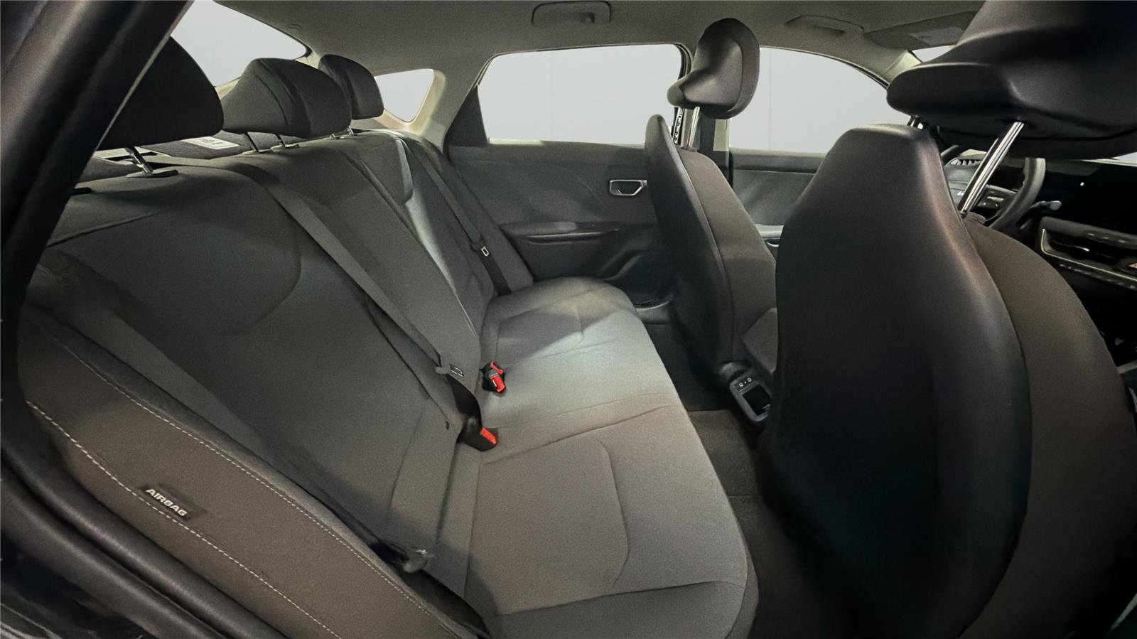 New 2026 Kia K4 FWD image 13