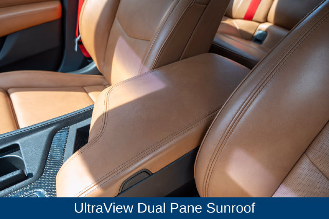 Used 2023 Cadillac CT5 V w/ Platinum Package RWD image 37