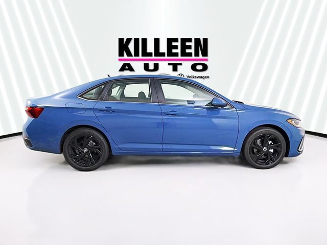 New 2026 Volkswagen Jetta SE FWD image 8