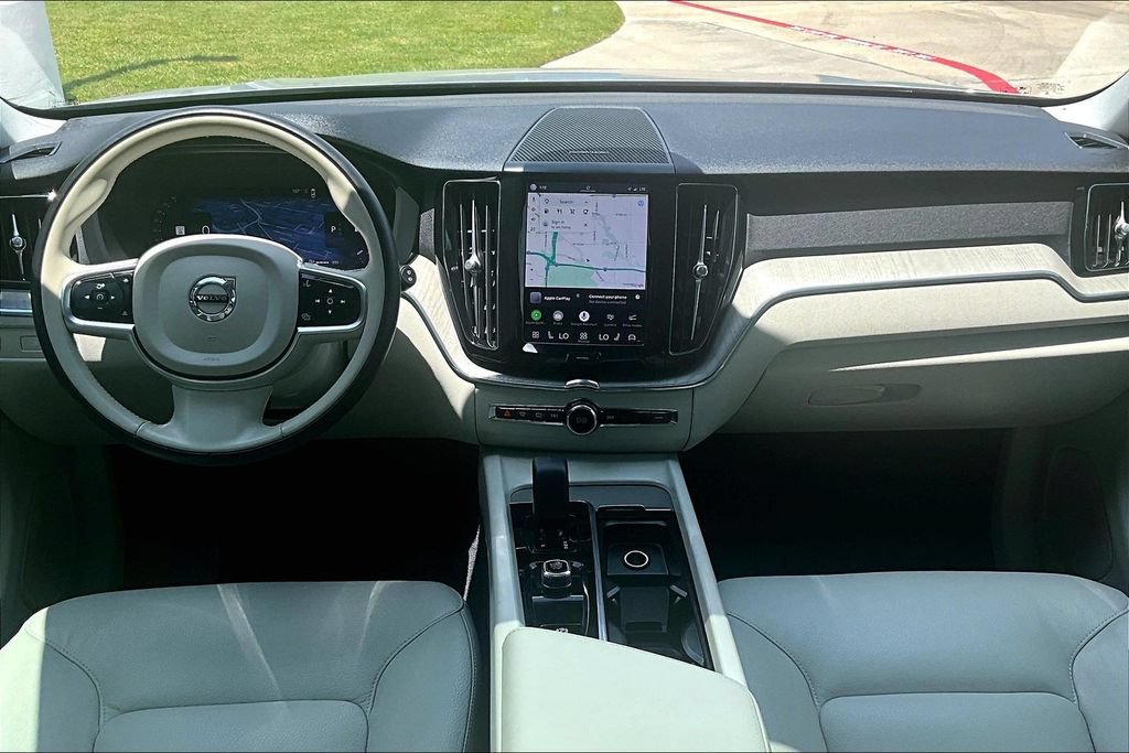 Certified 2024 Volvo XC60 B5 Plus w/ Protection Package Premier AWD/4WD image 20