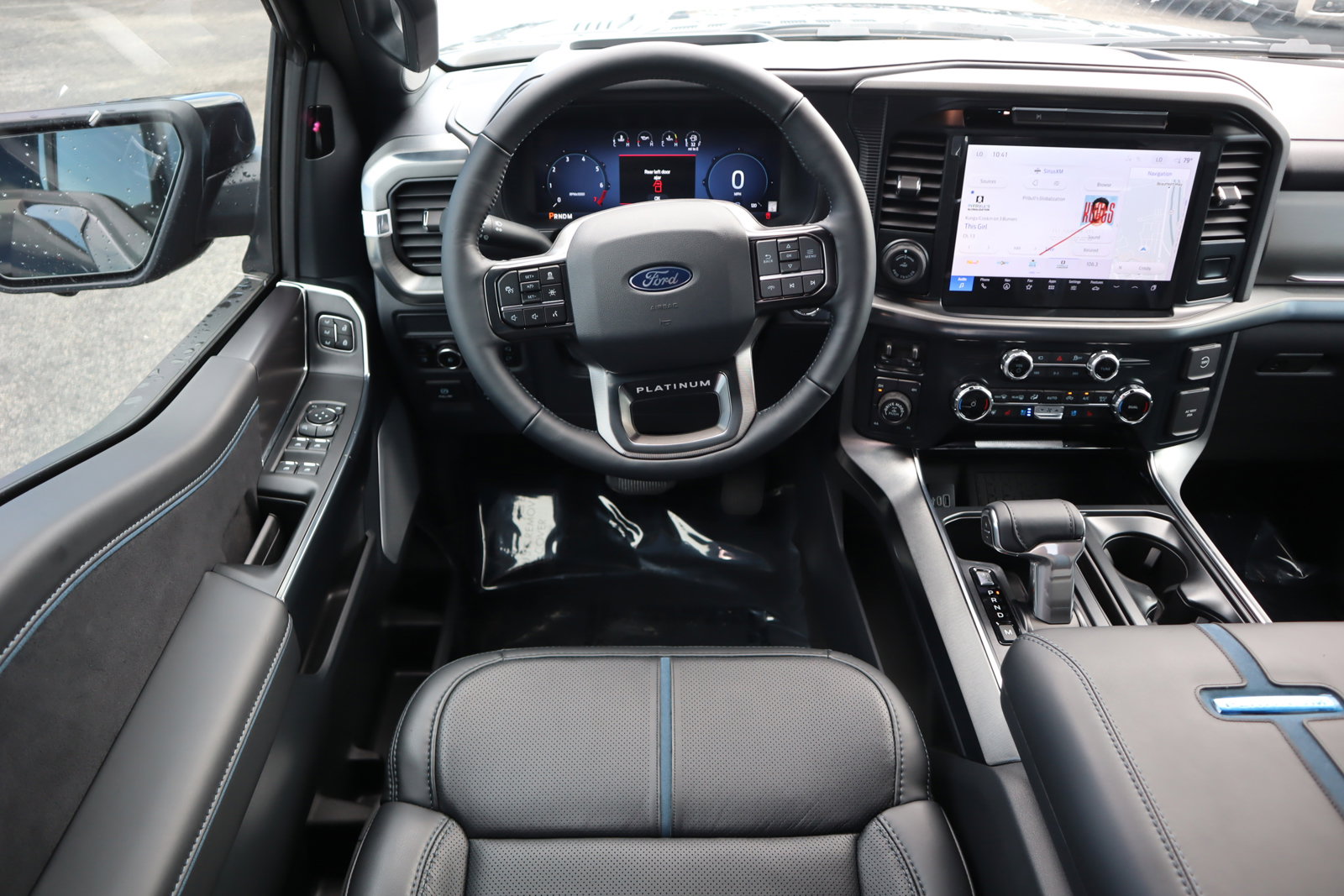 New 2025 Ford F150 Platinum w/ Equipment Group 702A High image 22