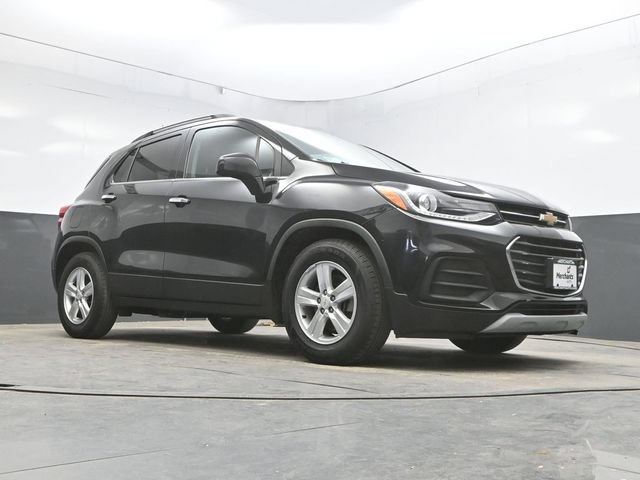 Used 2020 Chevrolet Trax LT w/ LT Convenience Package FWD image 33