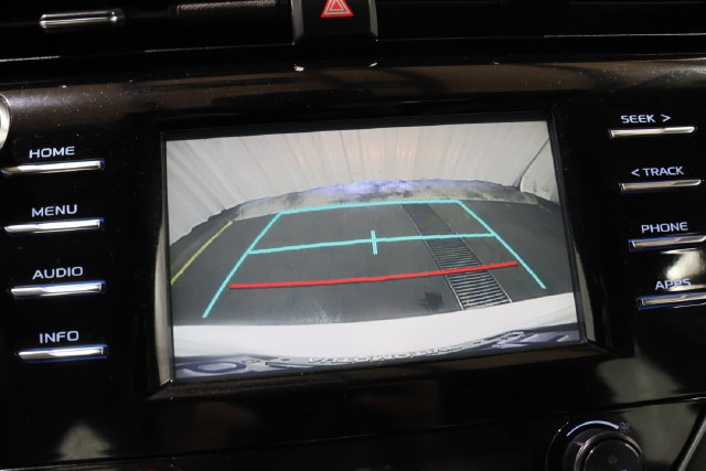 Used 2018 Toyota Camry SE FWD image 22