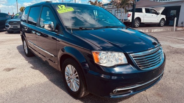 Used 2012 Chrysler Town & Country Limited