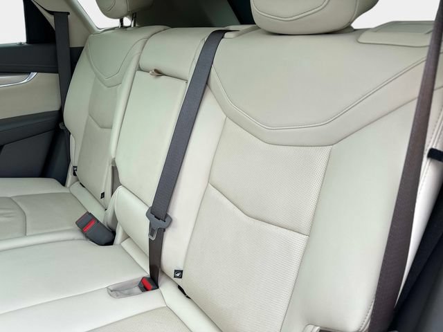 Used 2021 Cadillac XT5 Premium Luxury AWD/4WD image 12