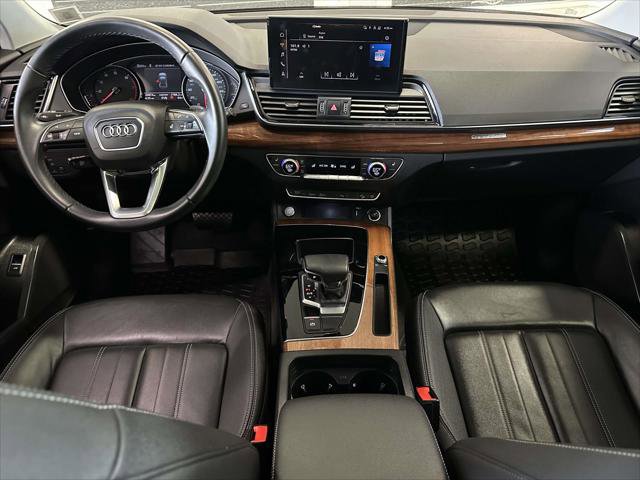 Used 2023 Audi Q5 2.0T Premium w/ Convenience Package image 13