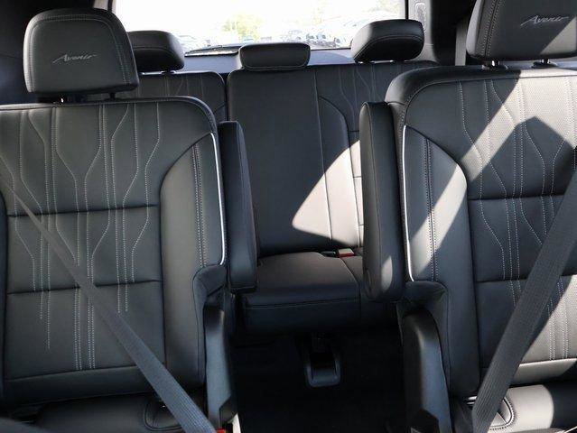 New 2026 Buick Enclave Avenir w/ Super Cruise Package image 10