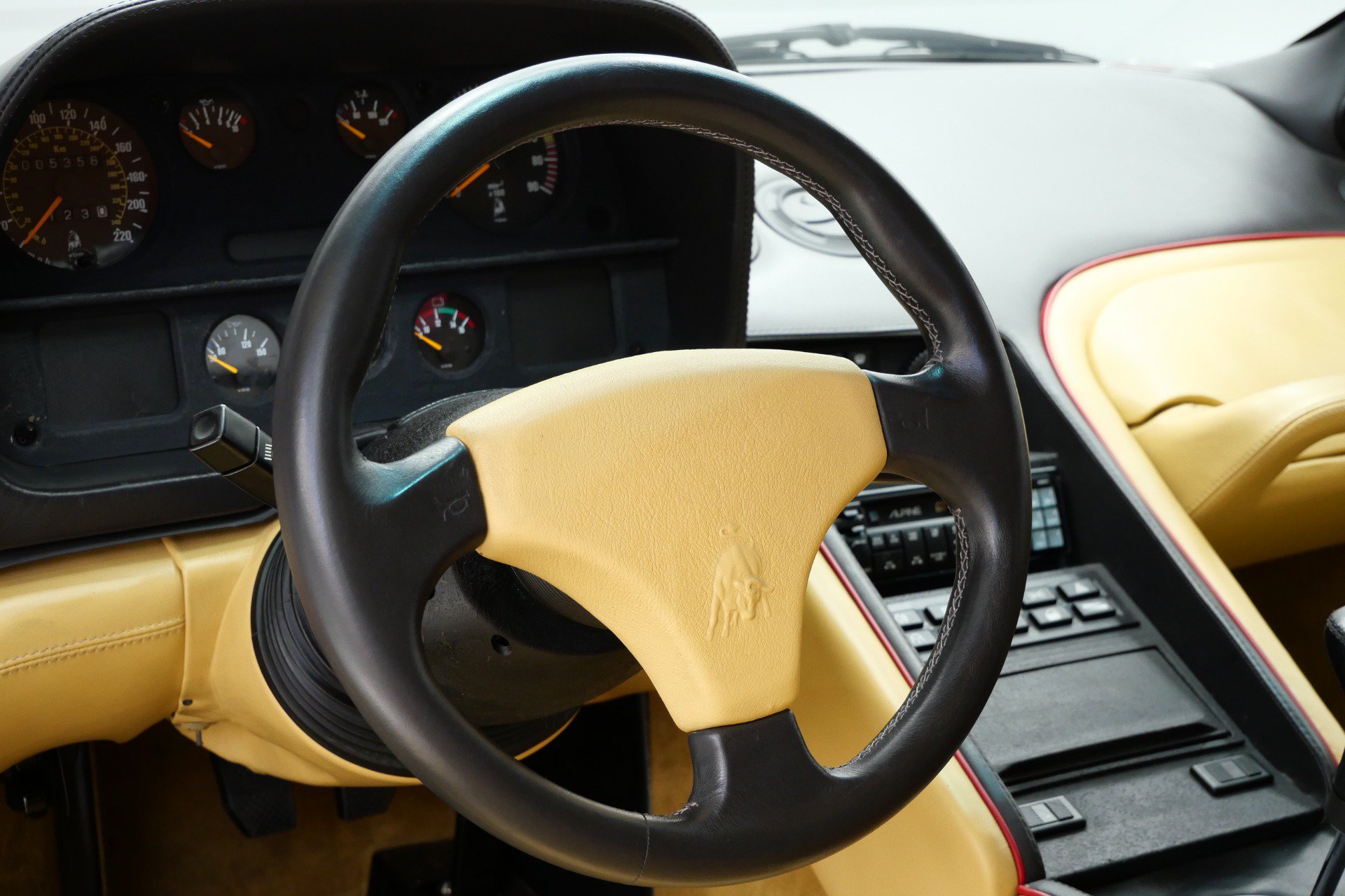 Used 1991 Lamborghini Diablo Coupe RWD image 14