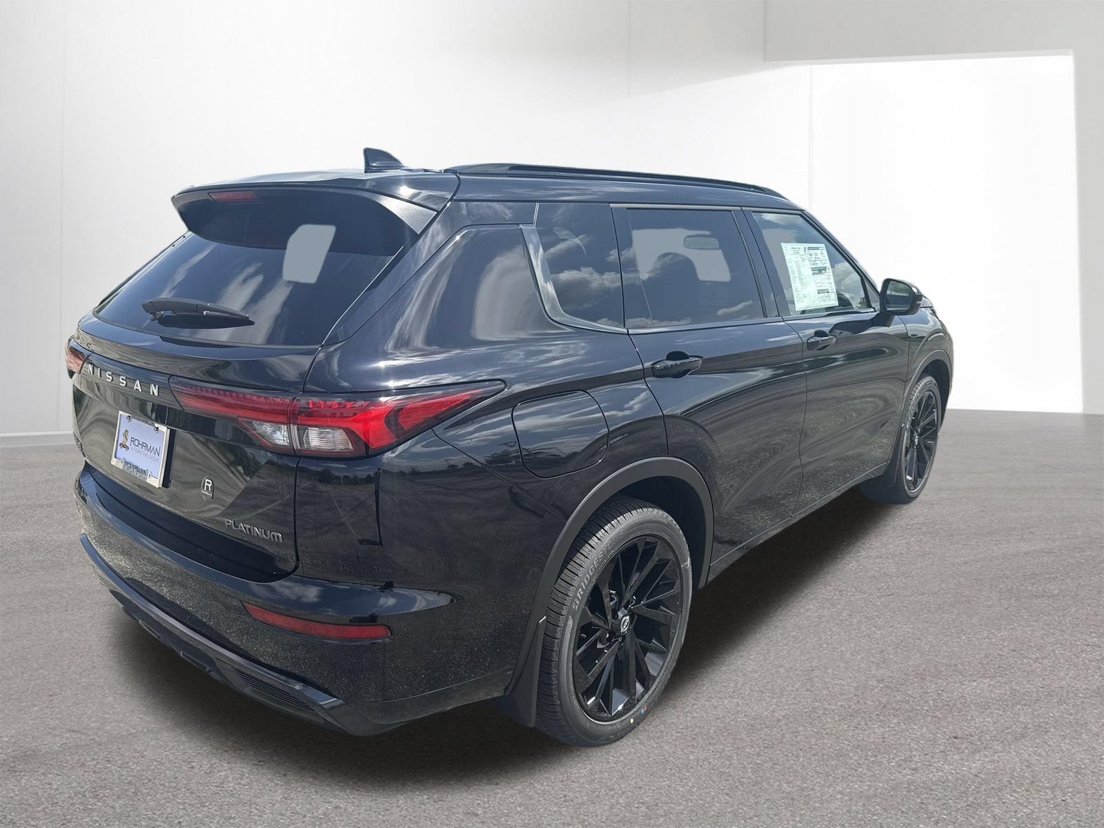 New 2026 Nissan Rogue Platinum AWD/4WD image 4