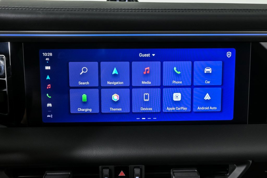 New 2025 Porsche Macan 4 Electric image 14