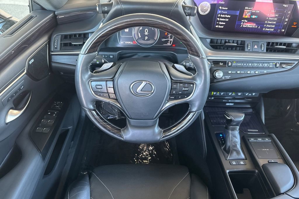 Used 2021 Lexus ES 300h w/ Accessory Package 2 FWD image 13