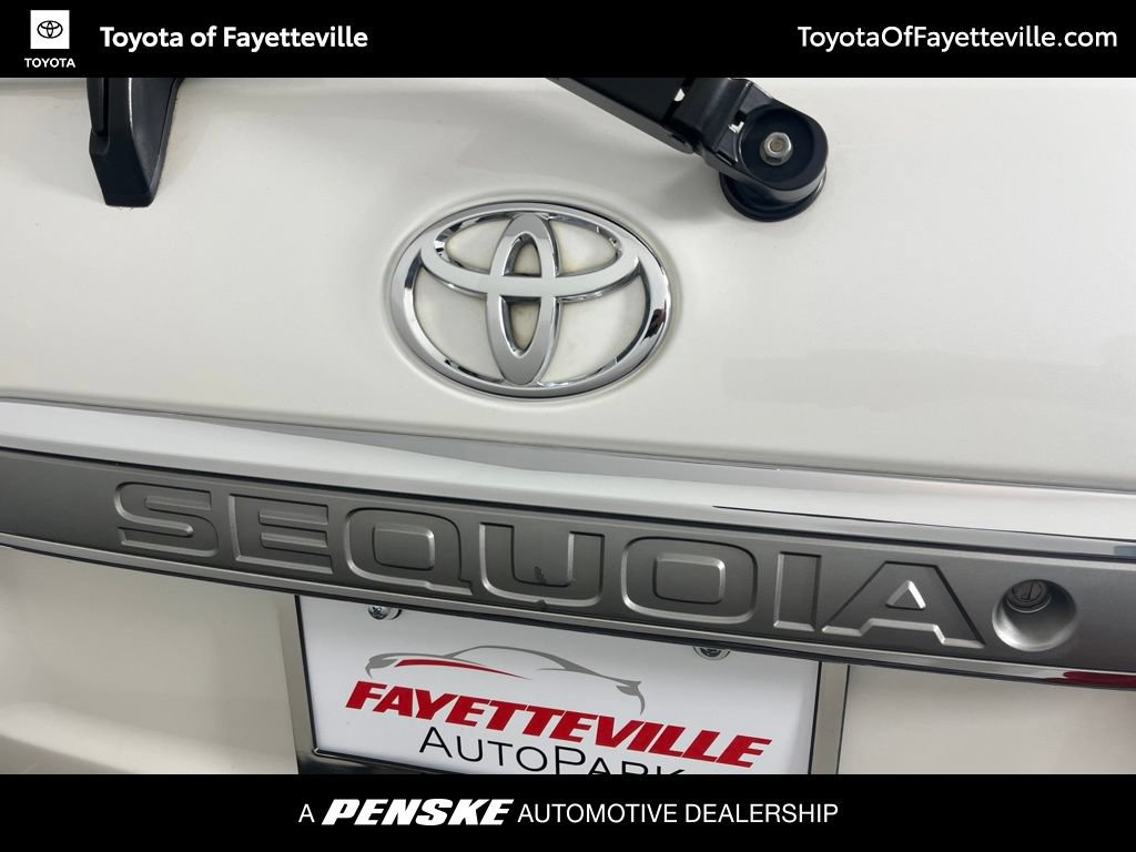 Used 2016 Toyota Sequoia Platinum AWD/4WD image 20