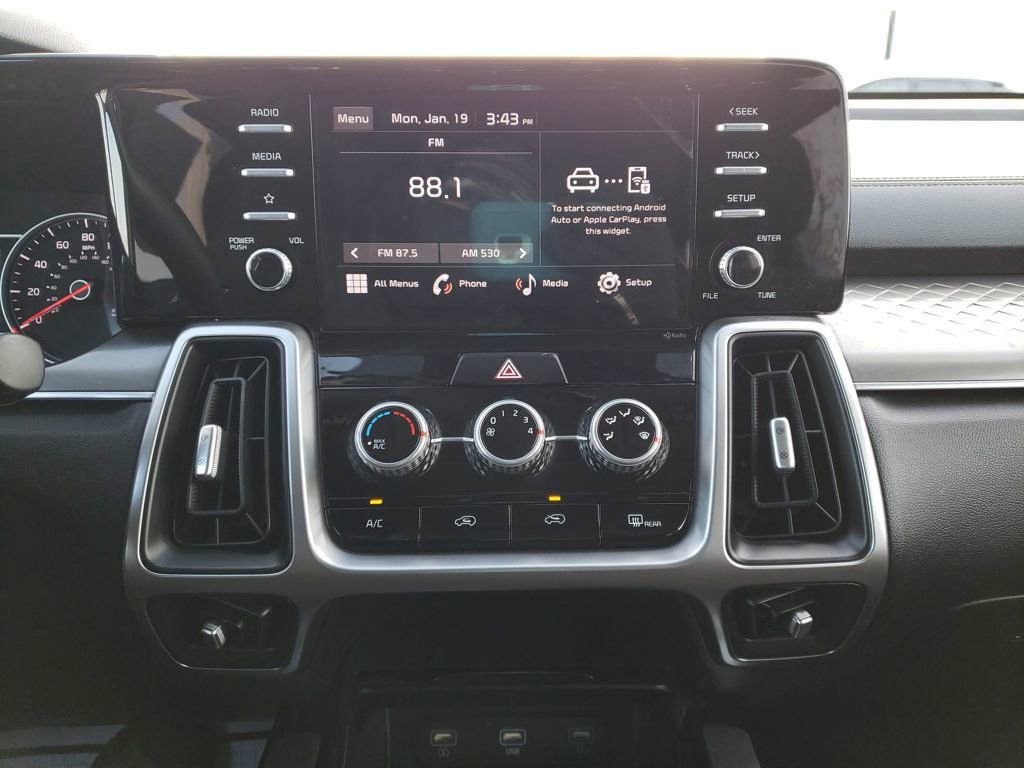 Used 2022 Kia Sorento LX image 18