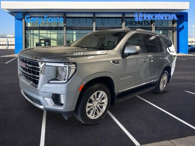 Used 2023 GMC Yukon SLT w/ SLT Premium Package RWD image 4